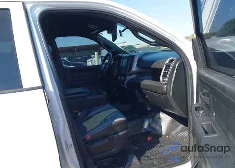 2024 Ram 2500 Tradesman 4X4 8' Box z USA, uszkodzony, nr VIN 3C6UR5HJ6RG154942